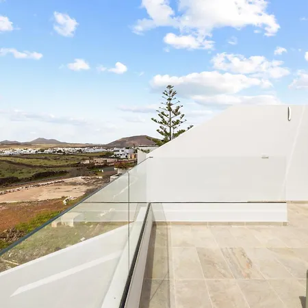 Infinity Views 1 By Escape Villa *