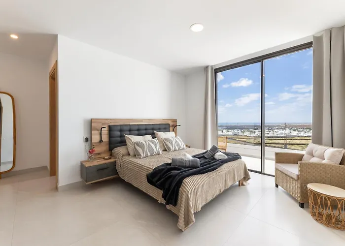 Infinity Views 1 By Escape Tahiche