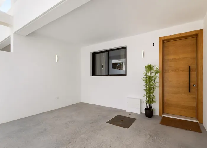 Infinity Views 1 By Escape